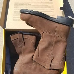 NEW Carhartt 10 Inch Wellington CMP1075 MENS Size 1OM Work Boots Soft Toe